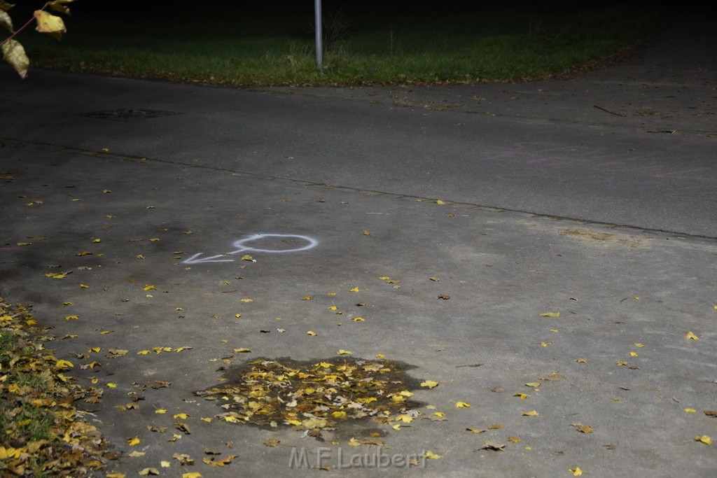 Person angefahren Fahrer fluechtig Koeln Rath Brueck Rather Steinweg P36.JPG - Miklos Laubert